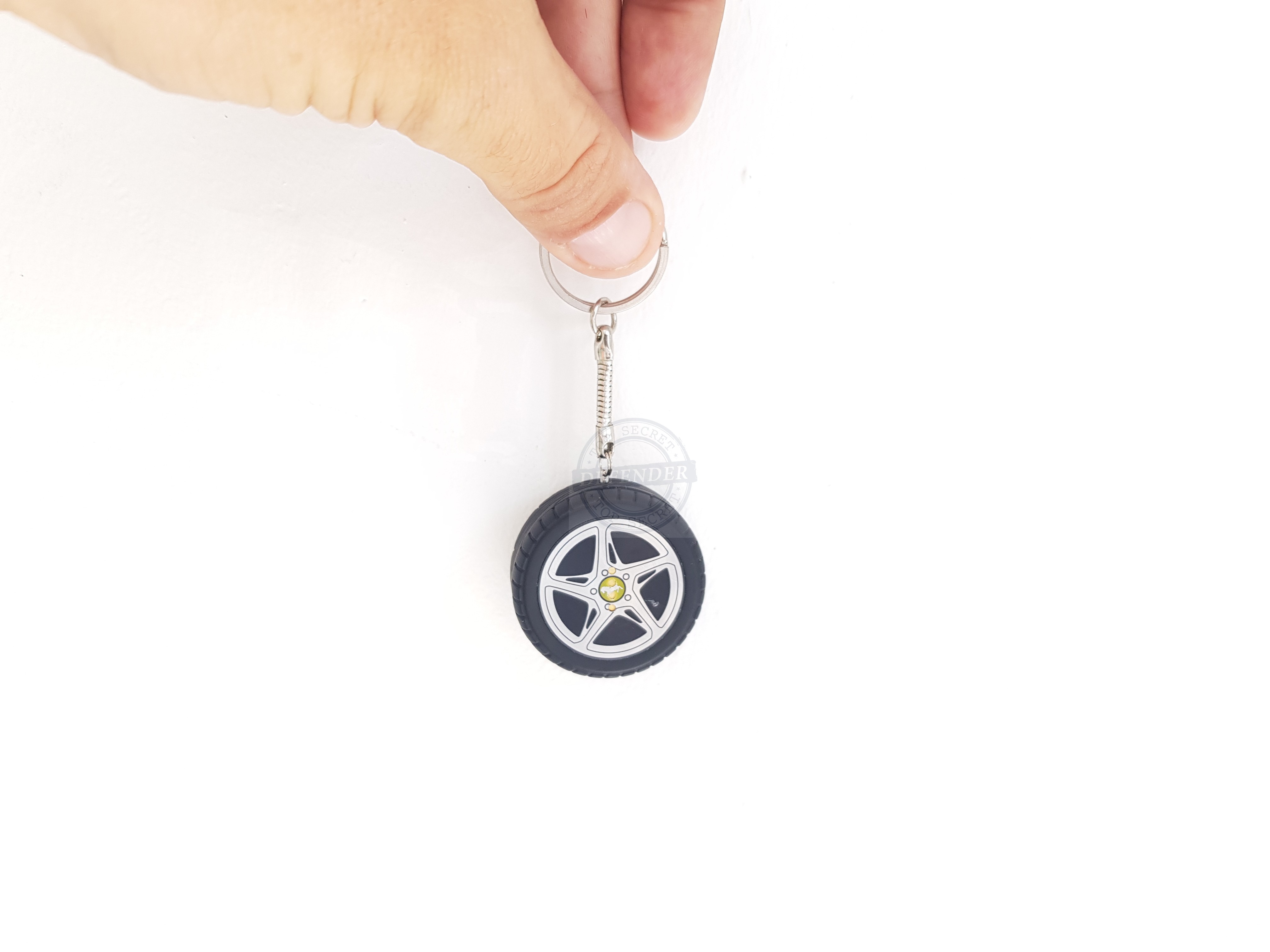 מכשיר האזנה מרחוק נסתר במחזיק מפתחות VK6