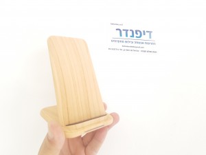 מכשיר האזנה וציתות סלולרי סמוי במטען אלחוטי לנייד CR907